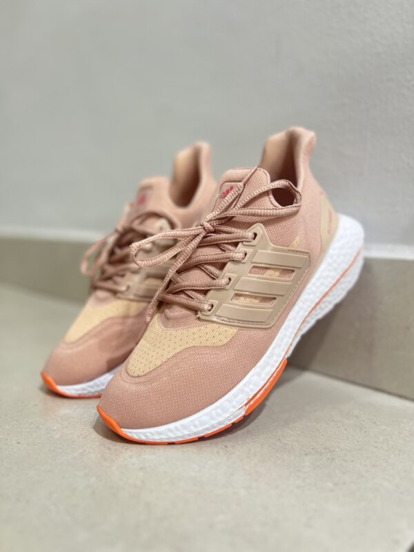 ADIDAS ULTRABOOST ROSA