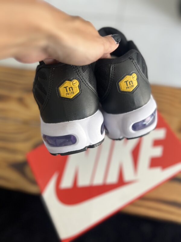 NIKE TN PRETO E BRANCO - Image 2