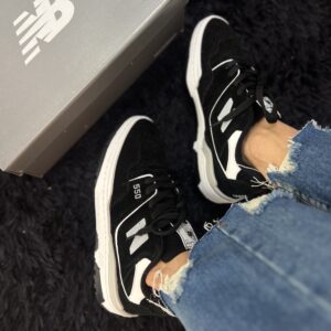 NEW BALANCE 550 PRETO E BRANCO