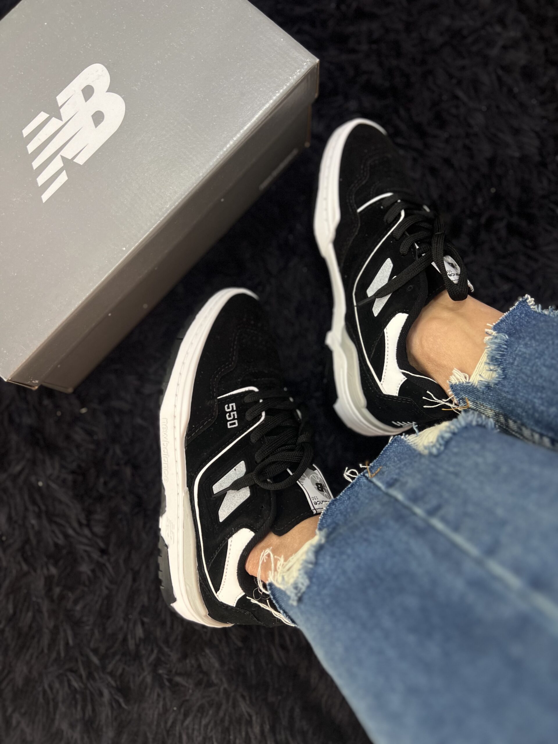 NEW BALANCE 550 PRETO E BRANCO