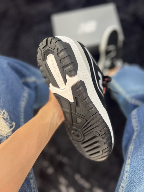 NEW BALANCE 550 PRETO E BRANCO - Image 4