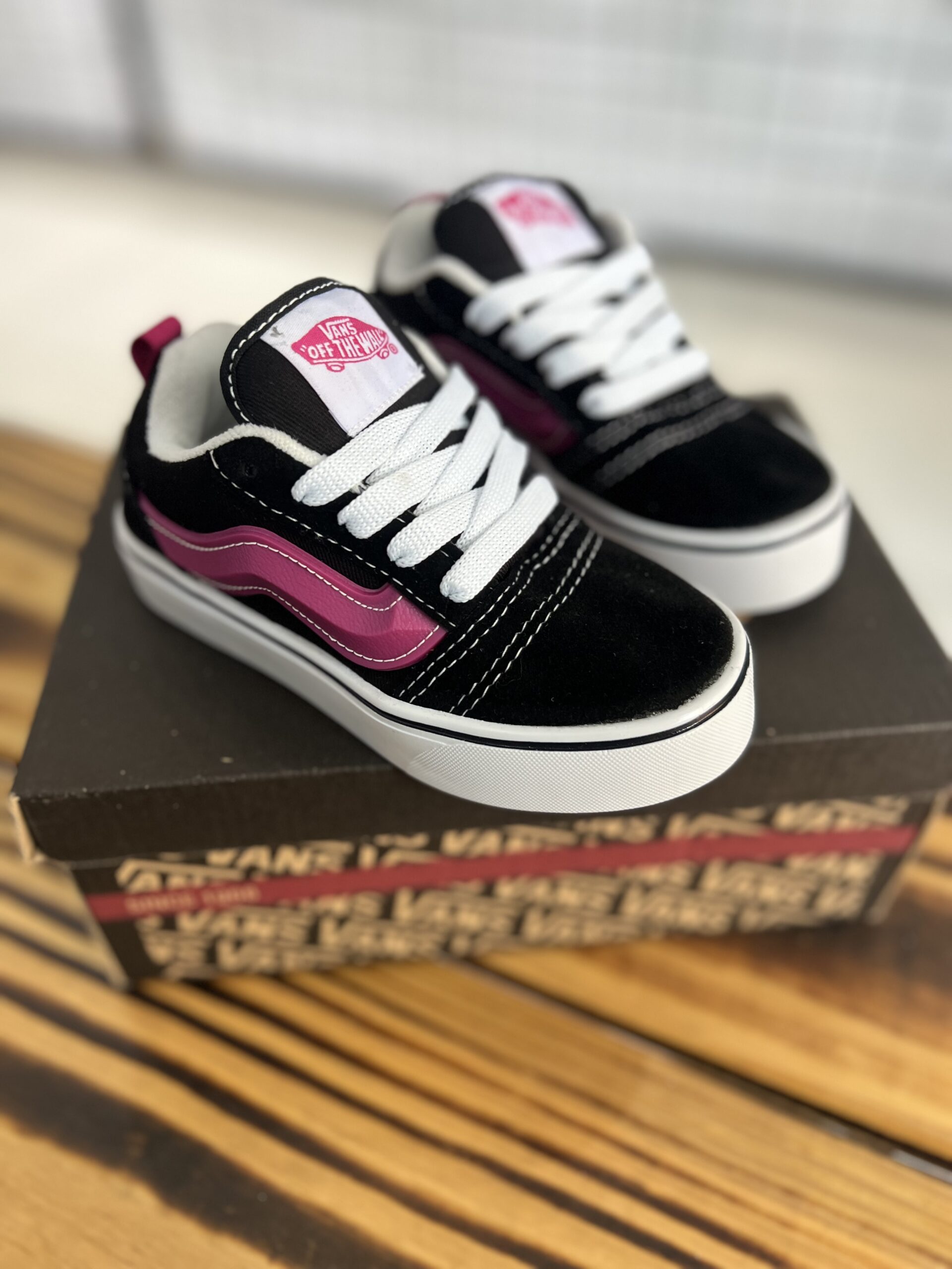 INF. VANS KNU PRETO E ROSA