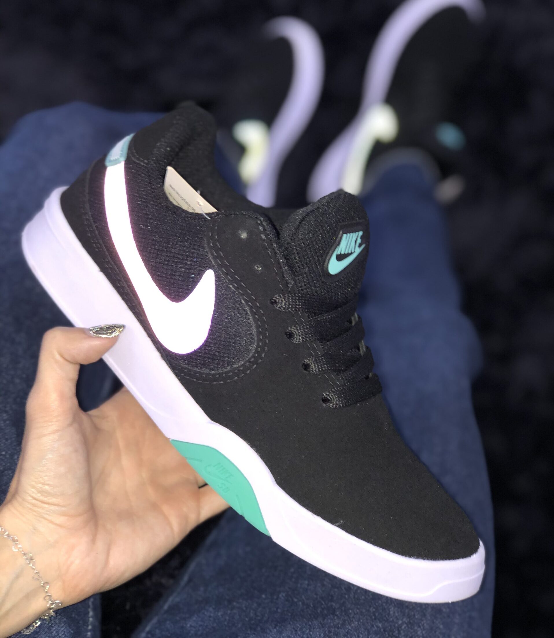 NIKE PRETO E VERDE