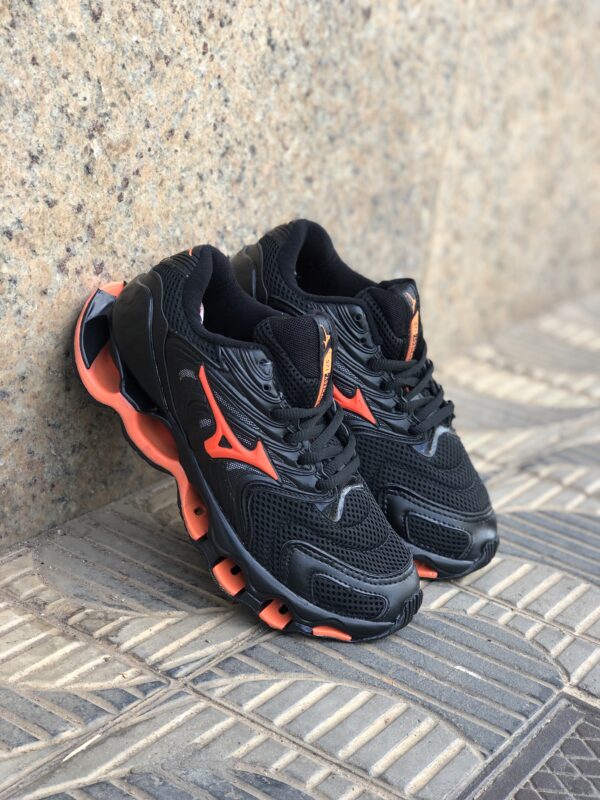 MIZUNO WAVE PRETO E LARANJA - Image 2