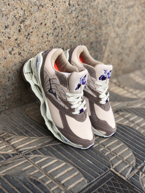 MIZUNO FLOR DE LÓTUS AREIA