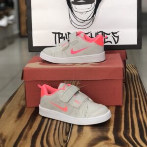 INF. NIKE VELCRO CINZA E ROSA