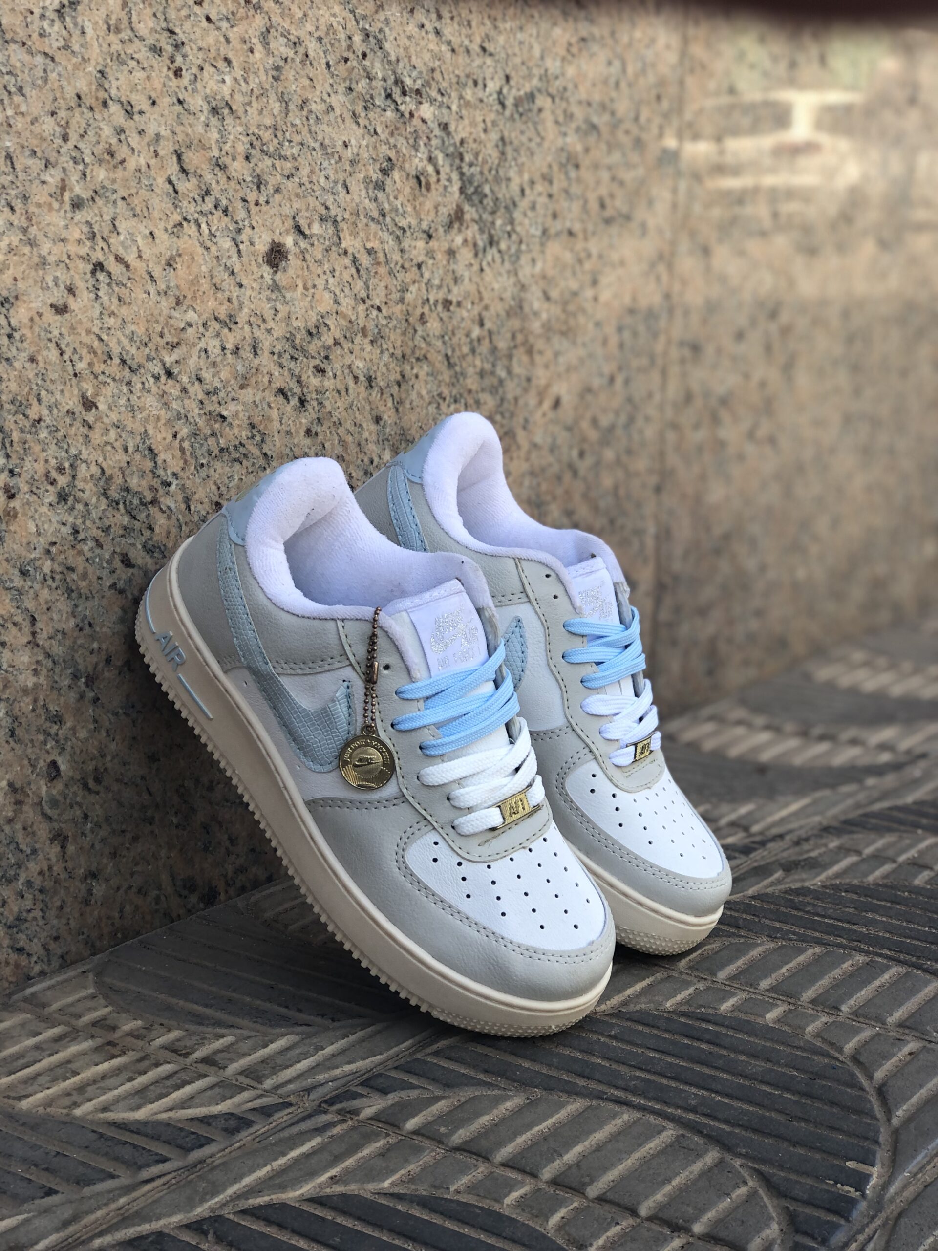 NIKE AIR FORCE PINGENTE