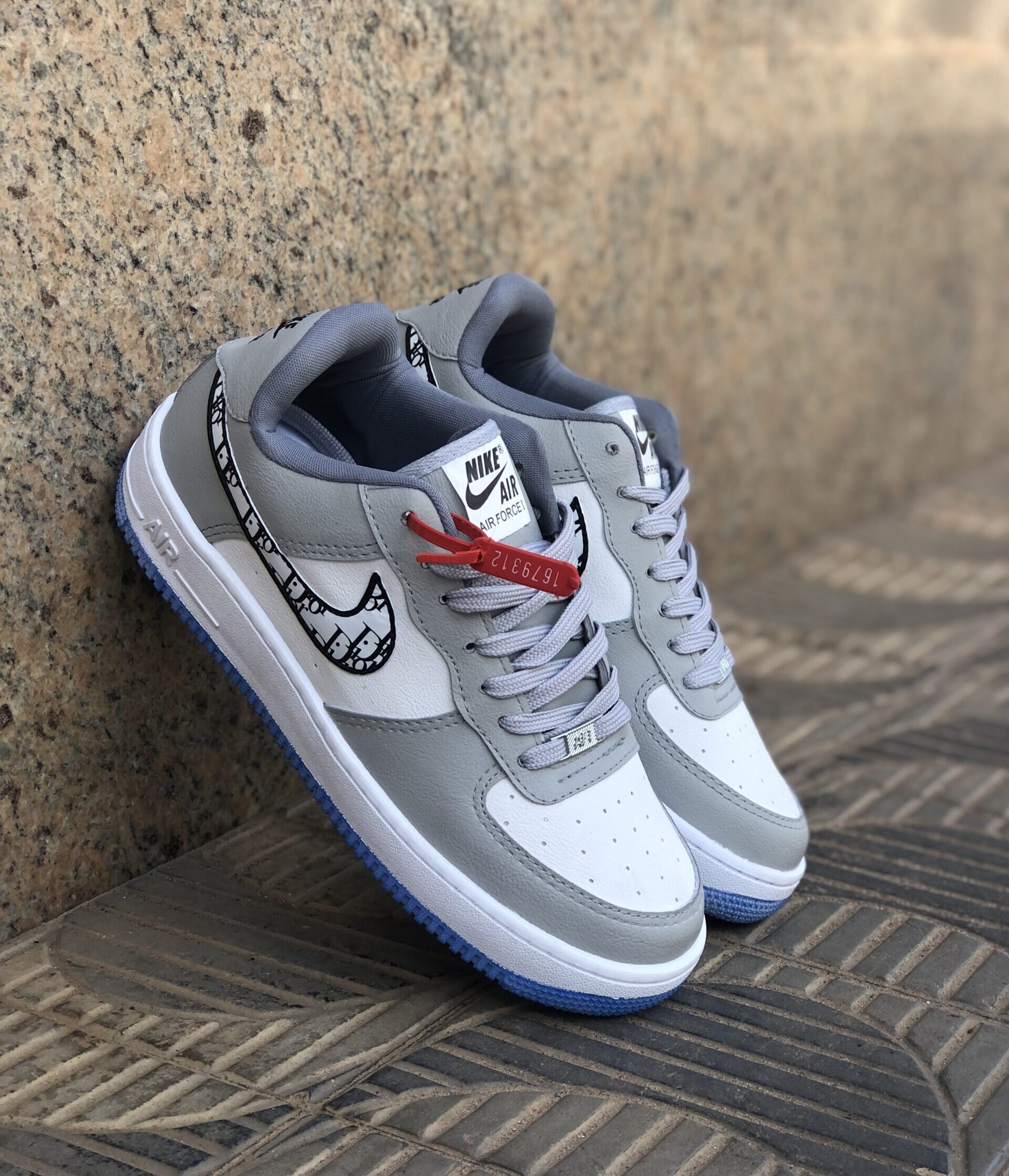 NIKE DIOR BRANCO E AZUL