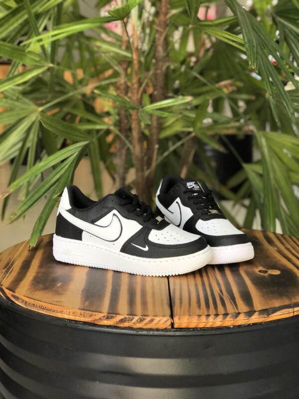 NIKE AIR FORCE PRETO BRANCO PRETO