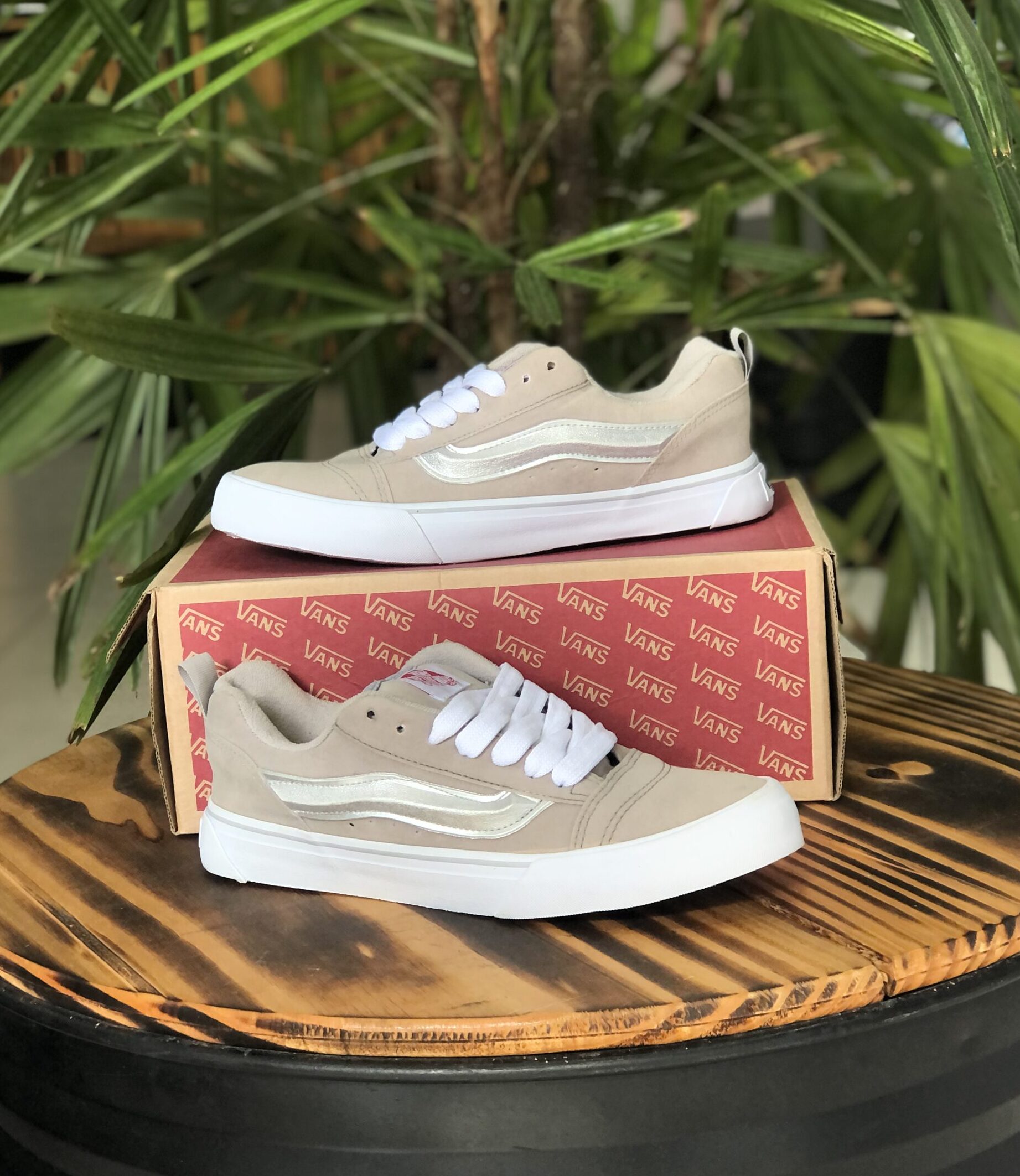 VANS KNU CINZA E PRATA