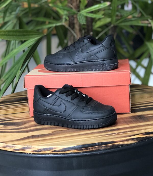 INF. NIKE AIR FORCE PRETO INTEIRO