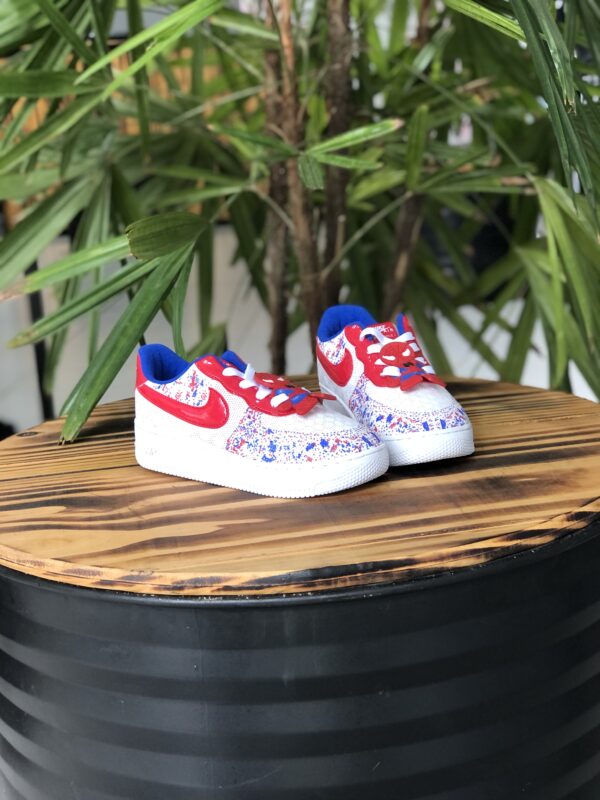INF. NIKE HOMEM ARANHA BRANCO E VERMELHO - Image 4