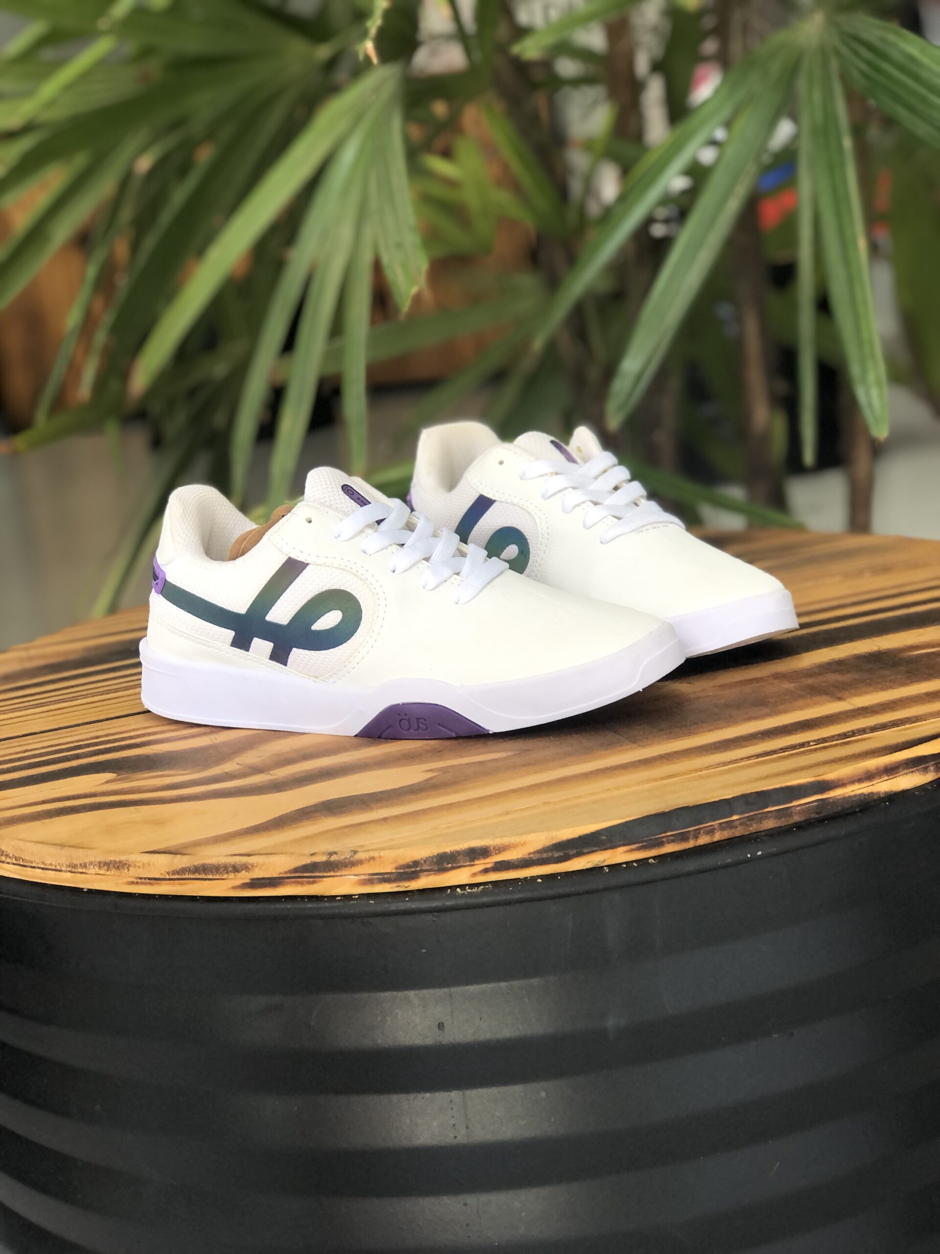 OUS IMIGRANTE BRANCO E ROXO REFLETIVO