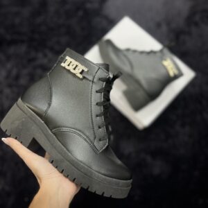 BOTA TRATORADA