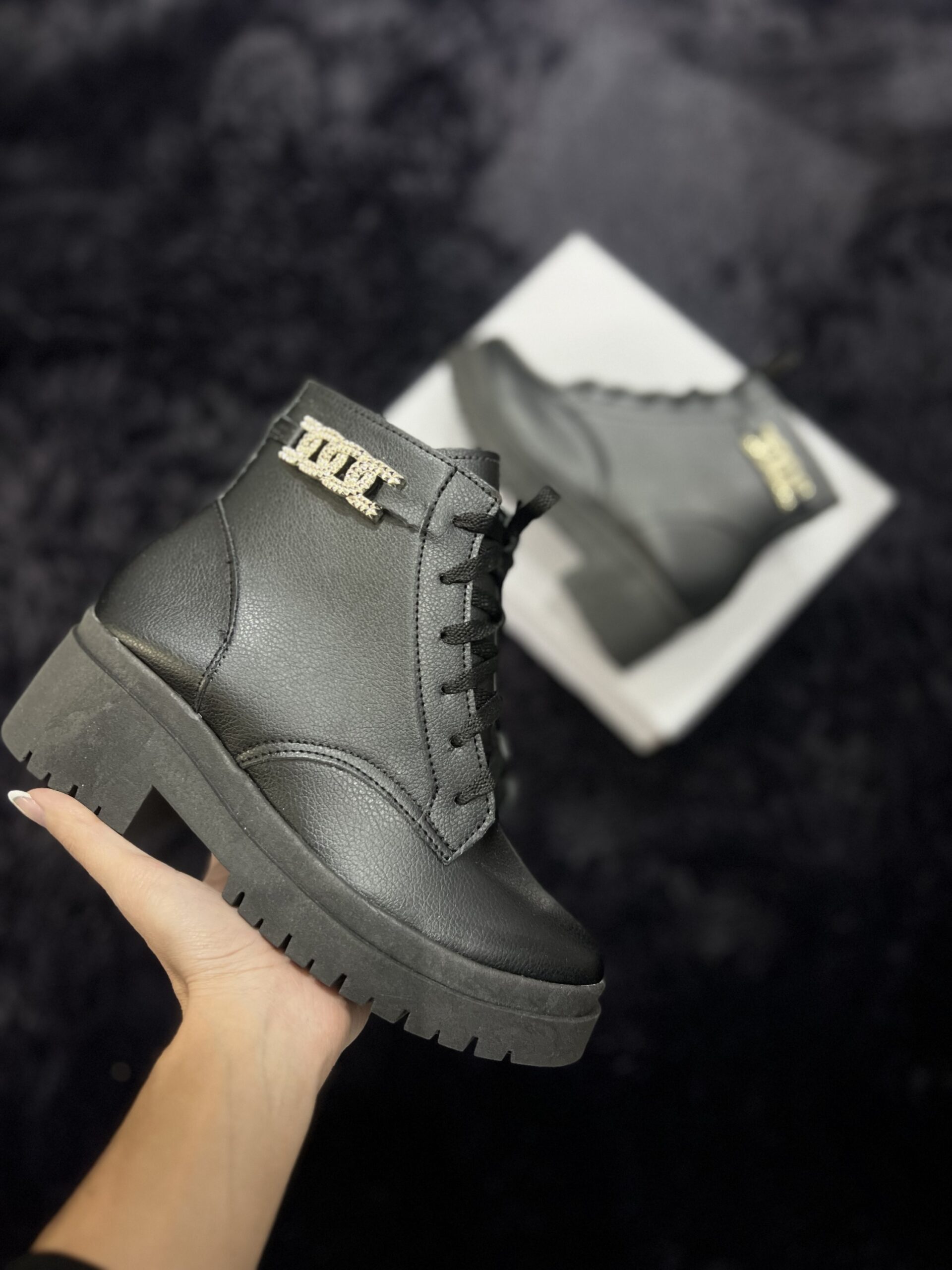 BOTA TRATORADA