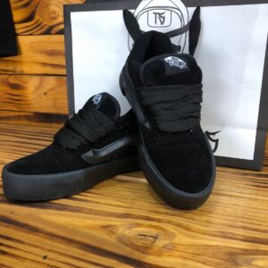 VANS KNU PRETO INTEIRO